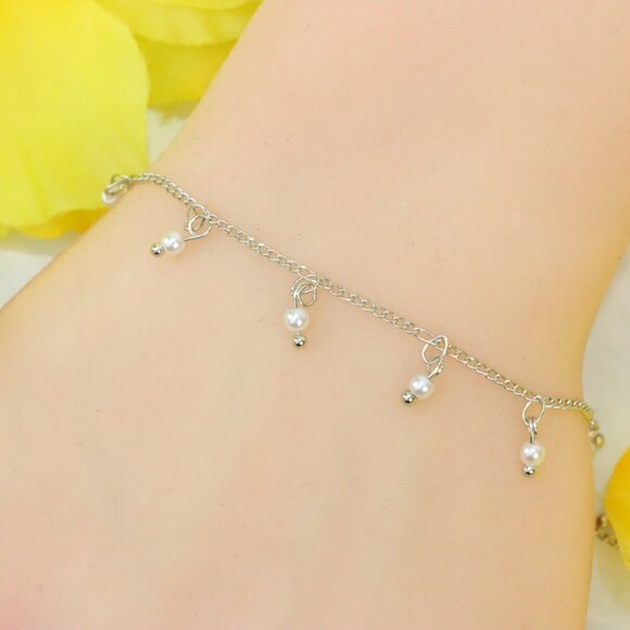 Minimalist Bracelet, Sleek & Modern Design, Women’s Fashion, YC110313-B - Picture 7 of 10